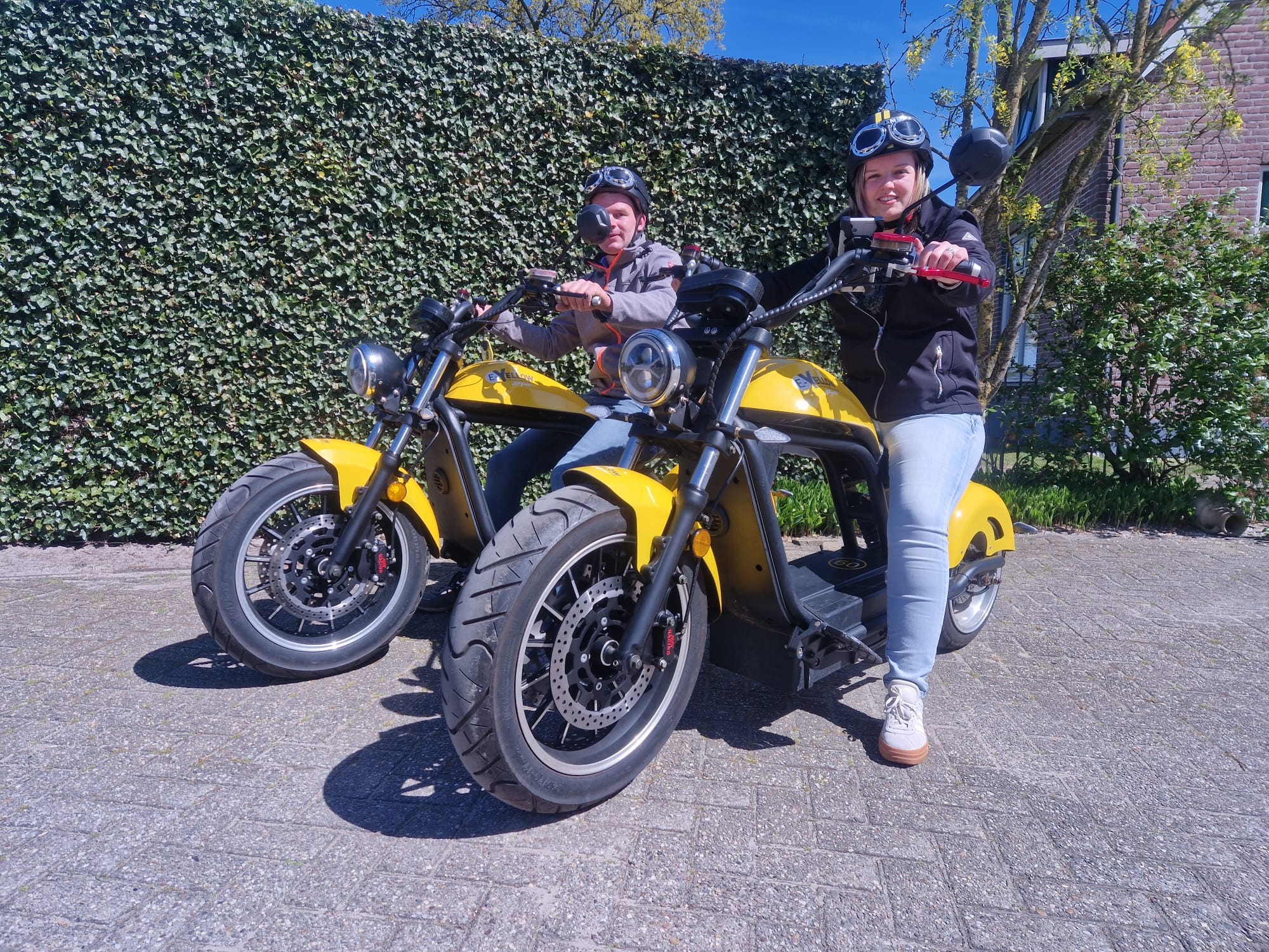 E-Yellow e-chopper verhuur E-Yellow e-chopper verhuur